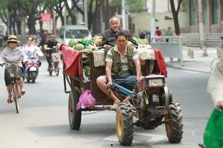 摆摊吃瓜小说,揭秘都市生活的酸甜苦辣