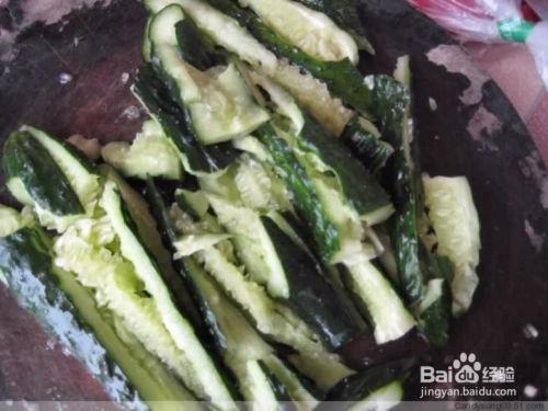 濑瓜凉拌怎么吃,夏日清爽开胃的夏日美食新体验